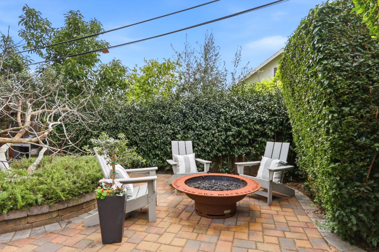 Detail Gallery Image 113 of 170 For 1085 Camino Ramon, San Jose,  CA 95125 - 6 Beds | 4/1 Baths