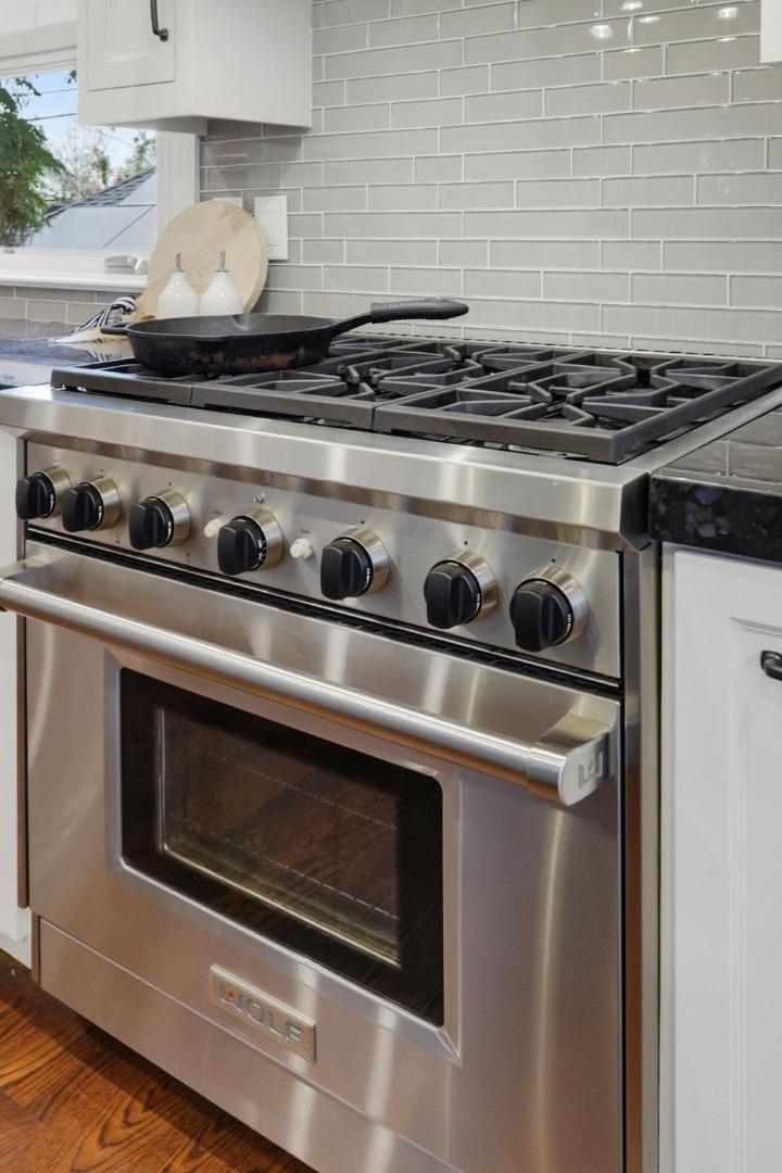 Detail Gallery Image 14 of 170 For 1085 Camino Ramon, San Jose,  CA 95125 - 6 Beds | 4/1 Baths