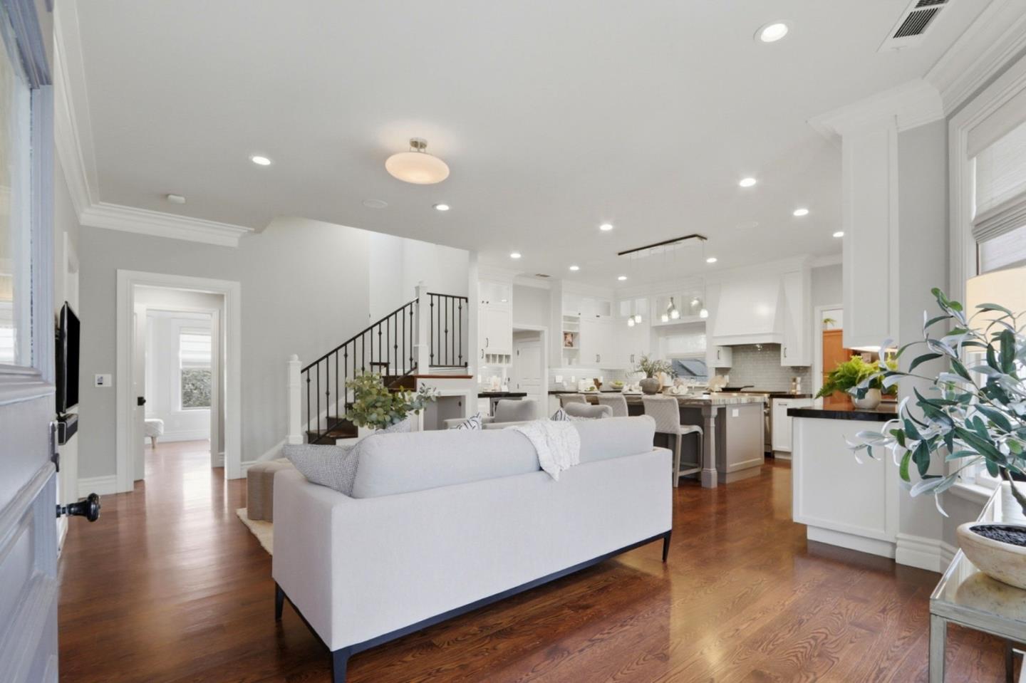 Detail Gallery Image 20 of 170 For 1085 Camino Ramon, San Jose,  CA 95125 - 6 Beds | 4/1 Baths