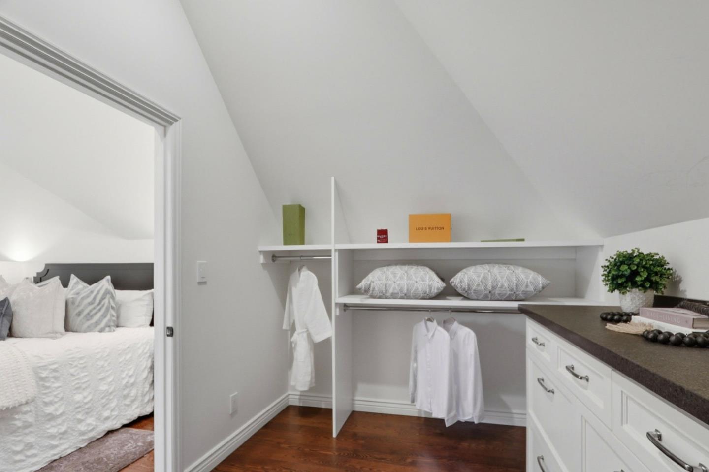 Detail Gallery Image 60 of 170 For 1085 Camino Ramon, San Jose,  CA 95125 - 6 Beds | 4/1 Baths