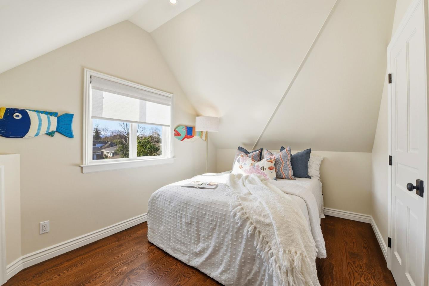 Detail Gallery Image 71 of 170 For 1085 Camino Ramon, San Jose,  CA 95125 - 6 Beds | 4/1 Baths