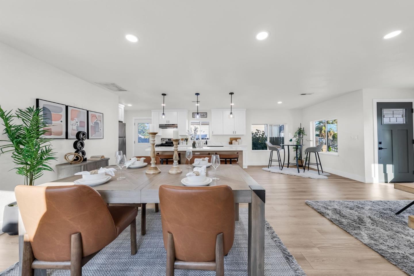 Detail Gallery Image 27 of 62 For 1539 E San Fernando St, San Jose,  CA 95116 - 3 Beds | 3 Baths