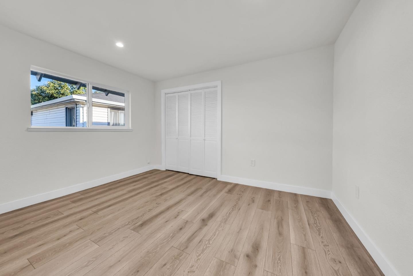 Detail Gallery Image 33 of 62 For 1539 E San Fernando St, San Jose,  CA 95116 - 3 Beds | 3 Baths