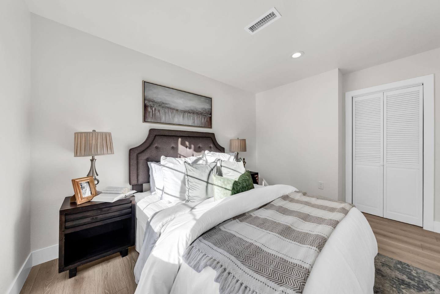 Detail Gallery Image 41 of 62 For 1539 E San Fernando St, San Jose,  CA 95116 - 3 Beds | 3 Baths