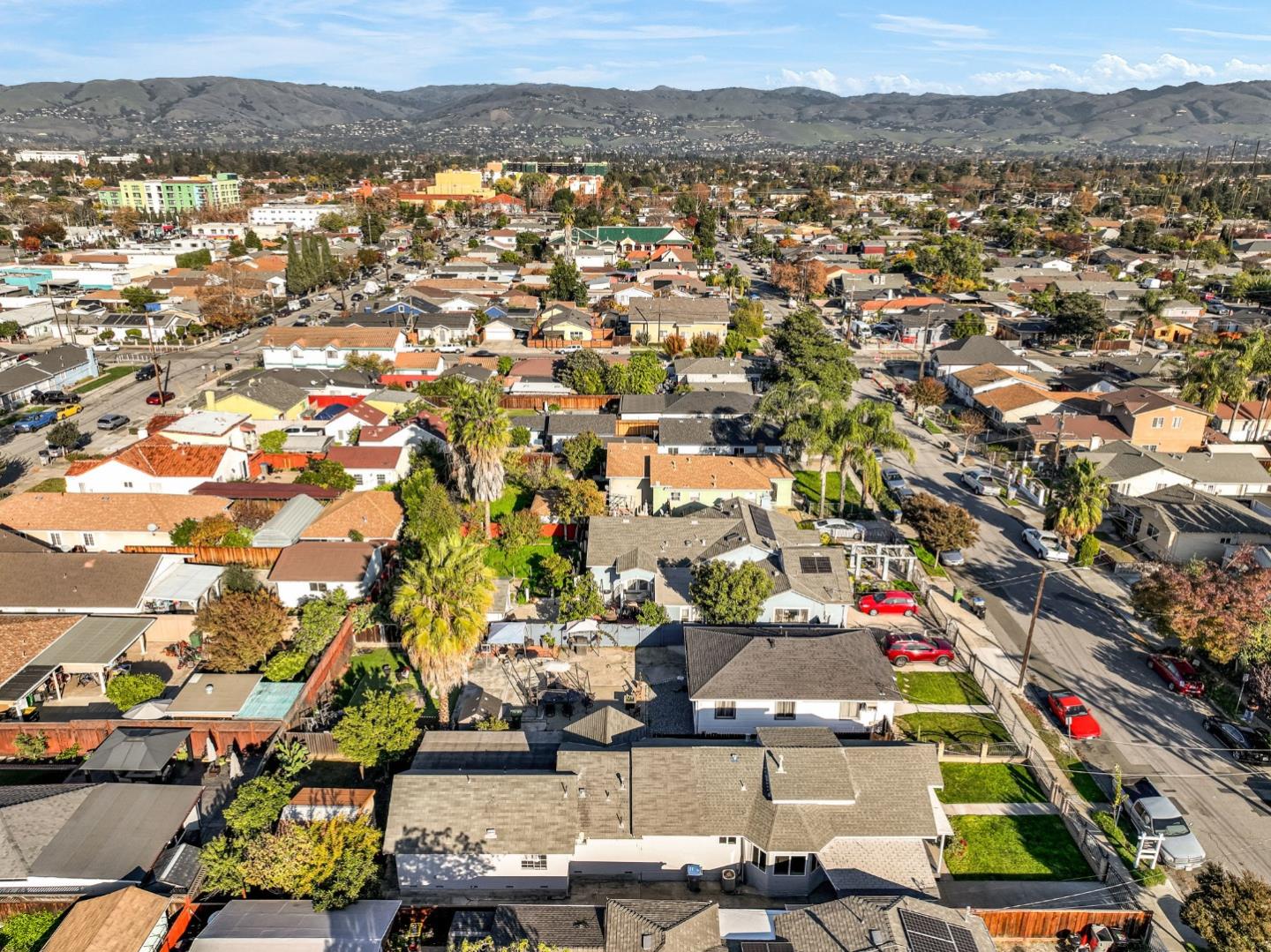 Detail Gallery Image 56 of 62 For 1539 E San Fernando St, San Jose,  CA 95116 - 3 Beds | 3 Baths