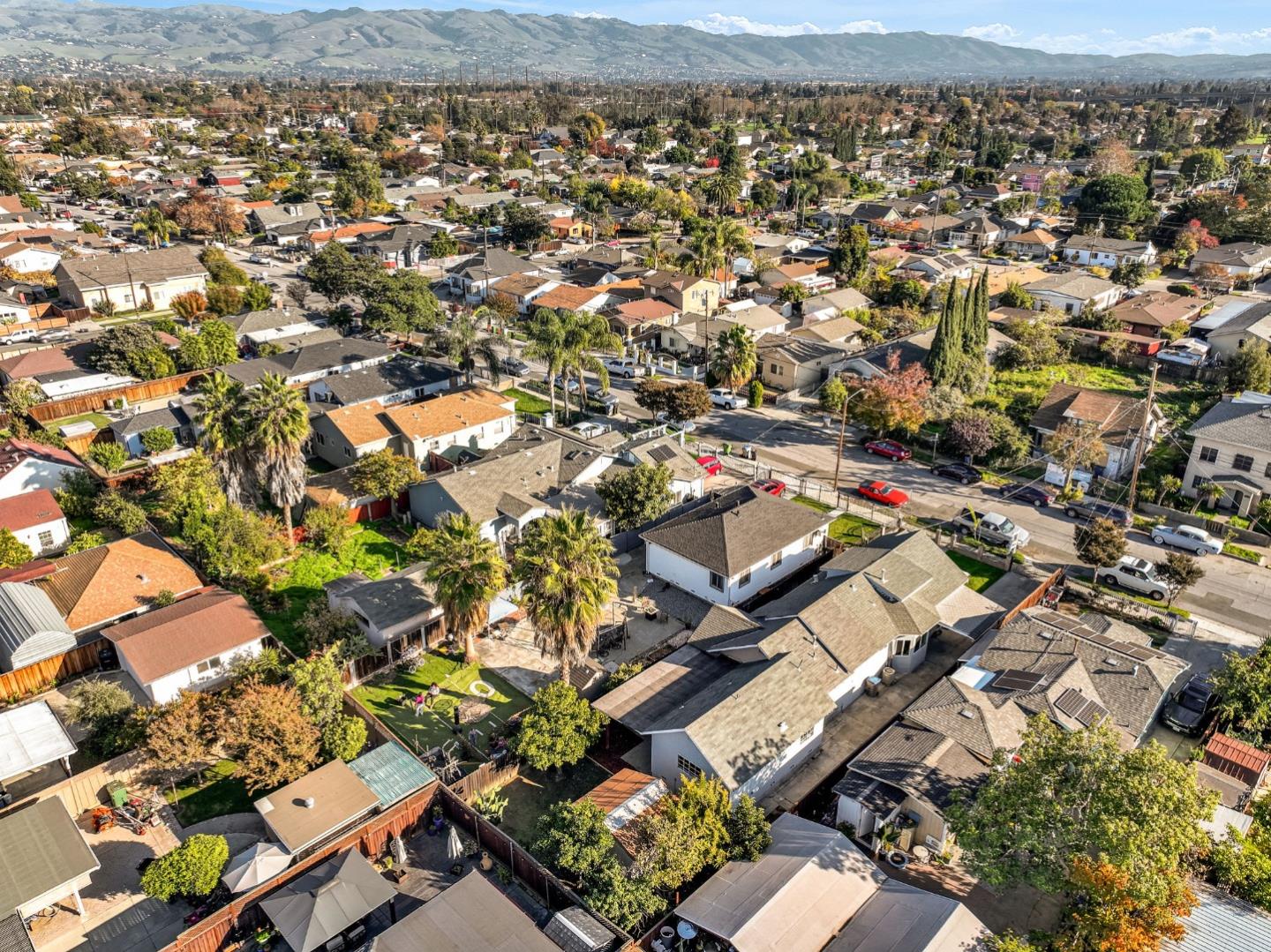 Detail Gallery Image 64 of 69 For 1539 E San Fernando St, San Jose,  CA 95116 - 3 Beds | 3 Baths