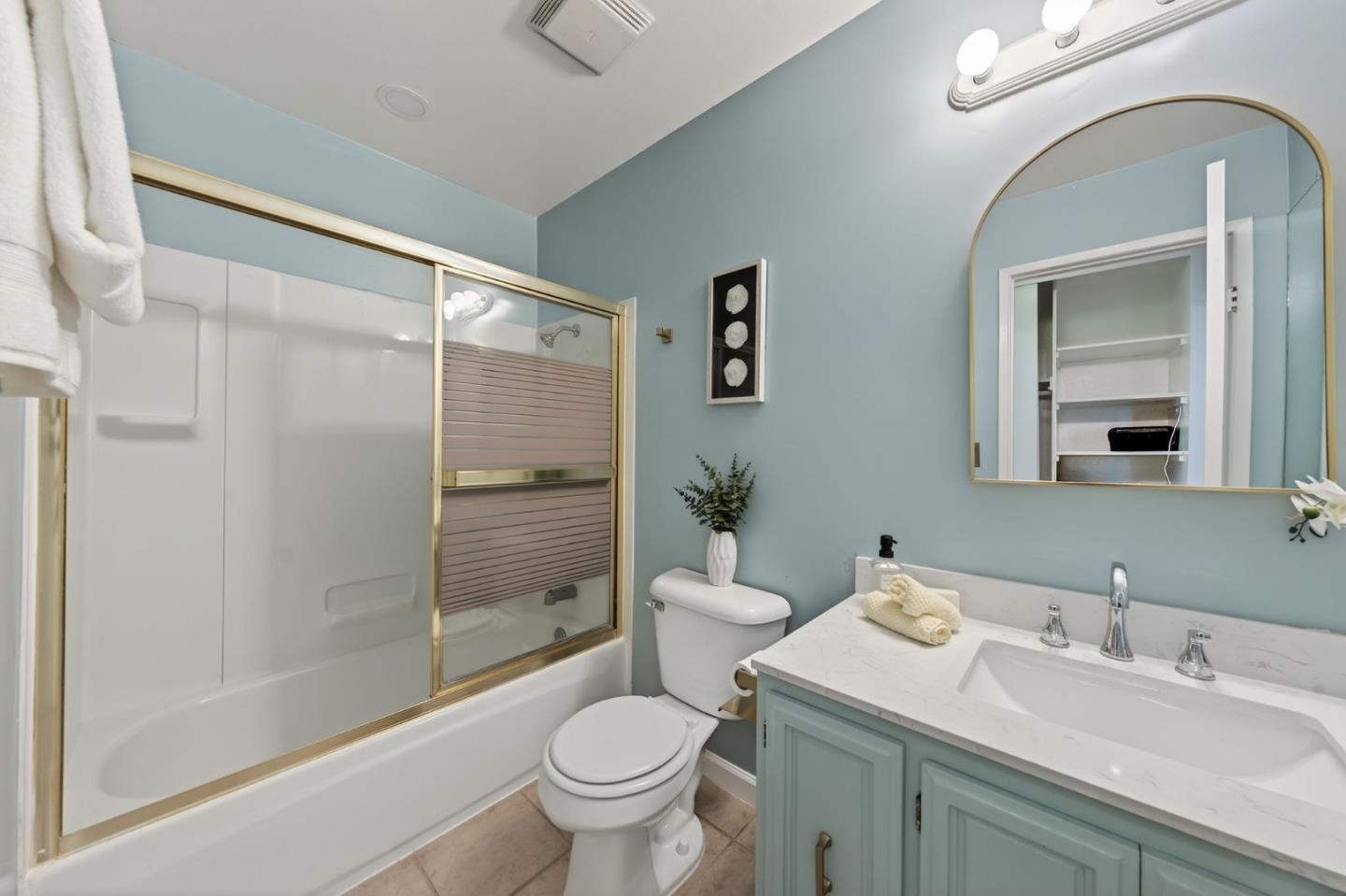 Detail Gallery Image 16 of 30 For 4464 Bald Eagle Way, San Jose,  CA 95118 - 4 Beds | 2 Baths