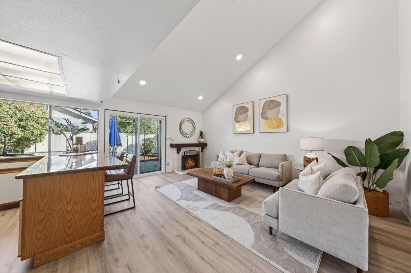 Detail Gallery Image 8 of 30 For 4464 Bald Eagle Way, San Jose,  CA 95118 - 4 Beds | 2 Baths