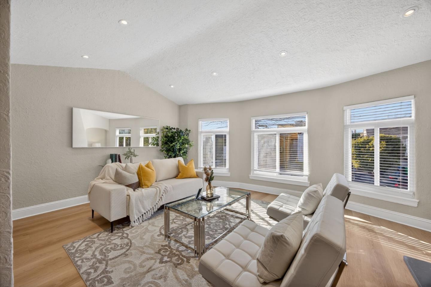 Detail Gallery Image 16 of 57 For 1758 27th Ave, San Francisco,  CA 94122 - 4 Beds | 2/1 Baths