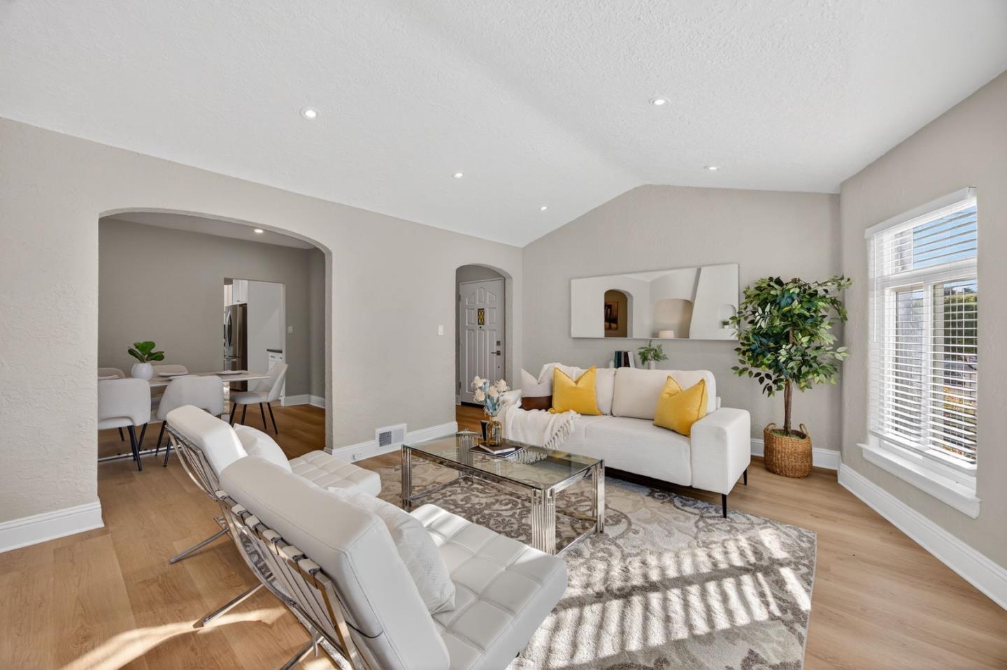 Detail Gallery Image 17 of 57 For 1758 27th Ave, San Francisco,  CA 94122 - 4 Beds | 2/1 Baths