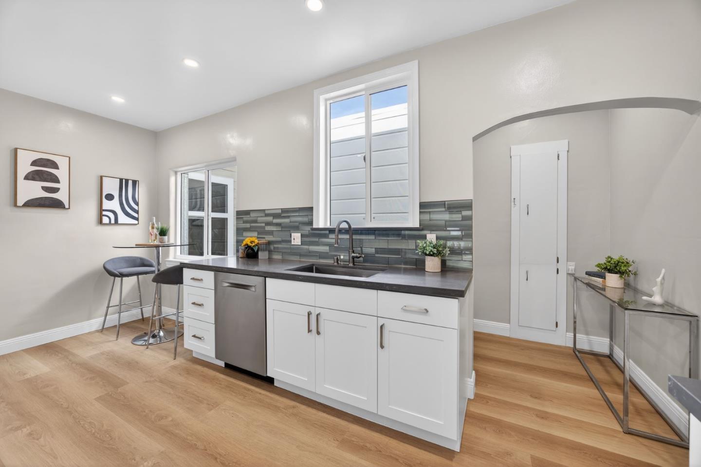 Detail Gallery Image 26 of 57 For 1758 27th Ave, San Francisco,  CA 94122 - 4 Beds | 2/1 Baths