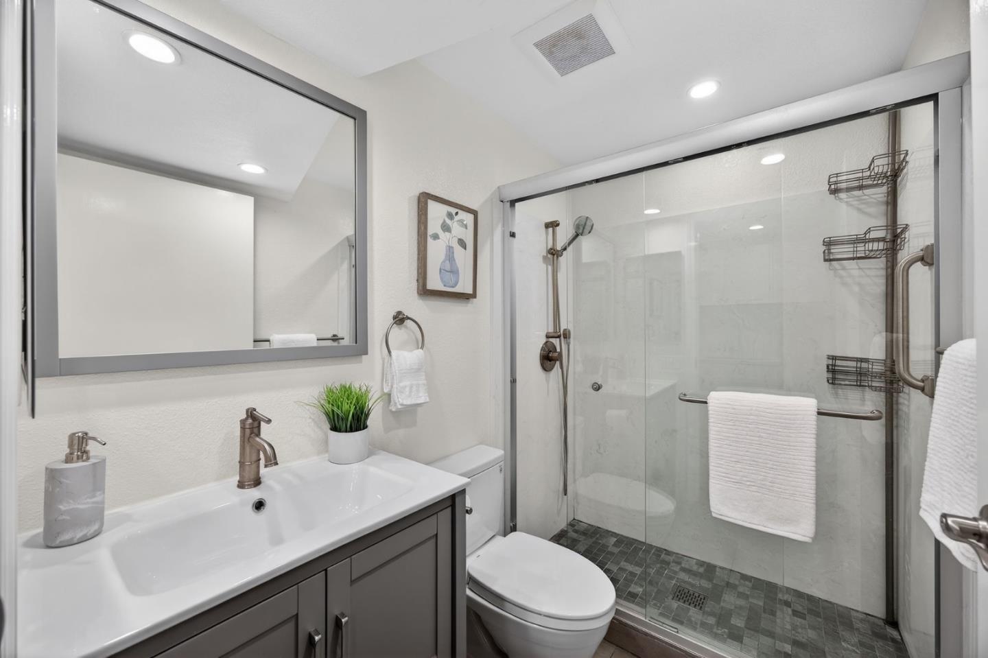 Detail Gallery Image 40 of 57 For 1758 27th Ave, San Francisco,  CA 94122 - 4 Beds | 2/1 Baths