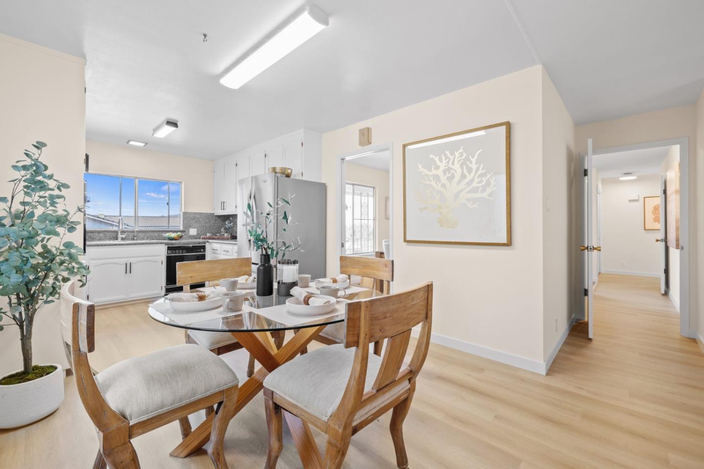 Detail Gallery Image 15 of 56 For 1250 Tuolumne Rd, Millbrae,  CA 94030 - 4 Beds | 3 Baths