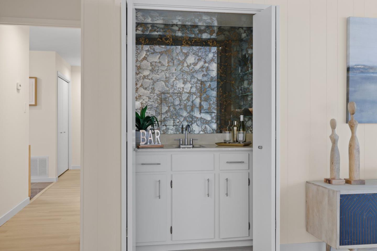 Detail Gallery Image 21 of 56 For 1250 Tuolumne Rd, Millbrae,  CA 94030 - 4 Beds | 3 Baths