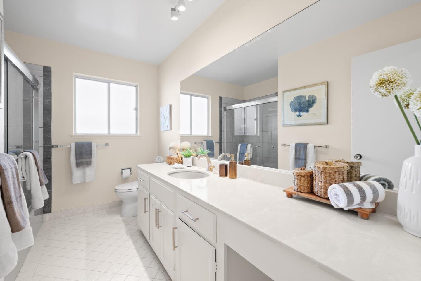 Detail Gallery Image 31 of 56 For 1250 Tuolumne Rd, Millbrae,  CA 94030 - 4 Beds | 3 Baths