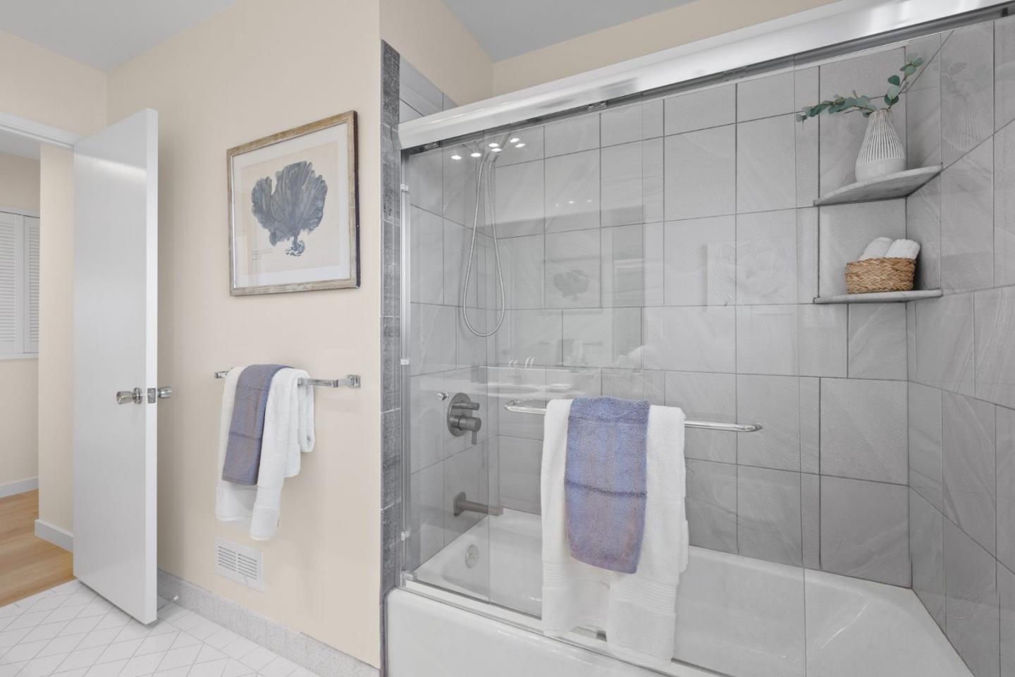 Detail Gallery Image 32 of 56 For 1250 Tuolumne Rd, Millbrae,  CA 94030 - 4 Beds | 3 Baths