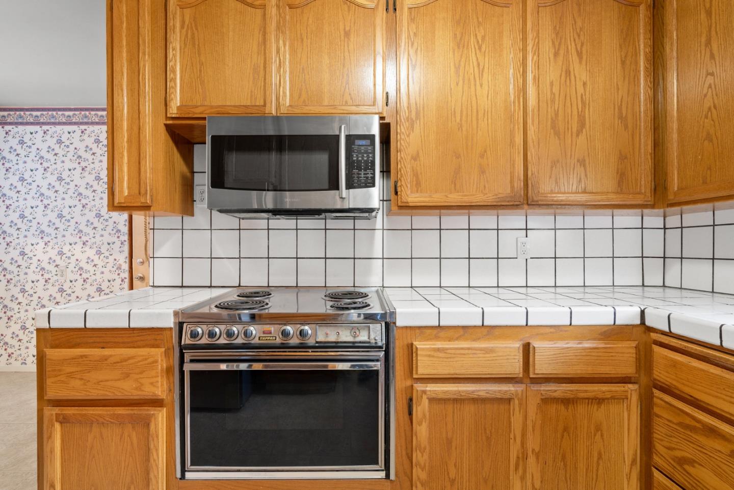 Detail Gallery Image 13 of 23 For 1725 Townsend Ave, Santa Clara,  CA 95051 - 3 Beds | 1 Baths