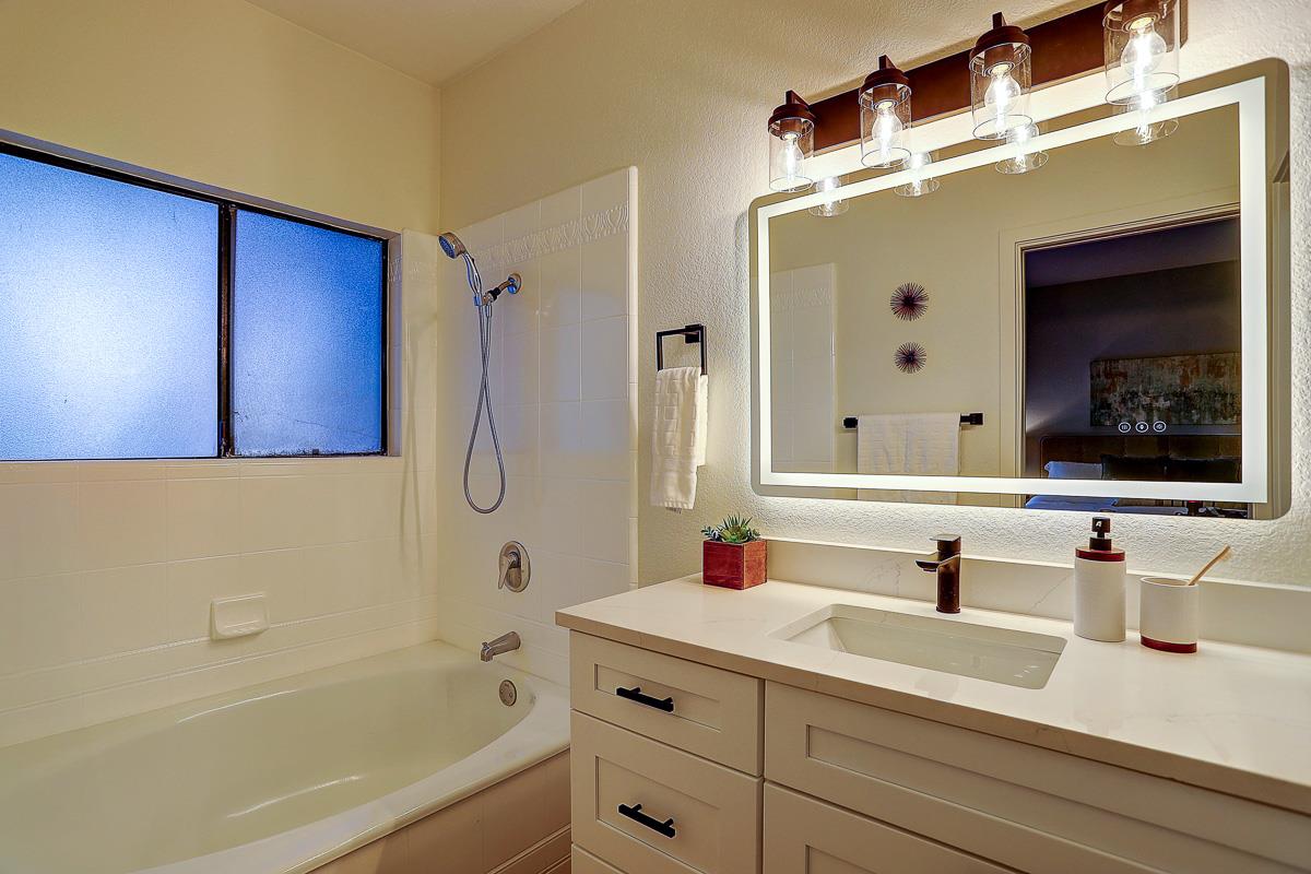 Detail Gallery Image 16 of 26 For 1912 Magdalena Cir #102,  Santa Clara,  CA 95051 - 2 Beds | 2 Baths