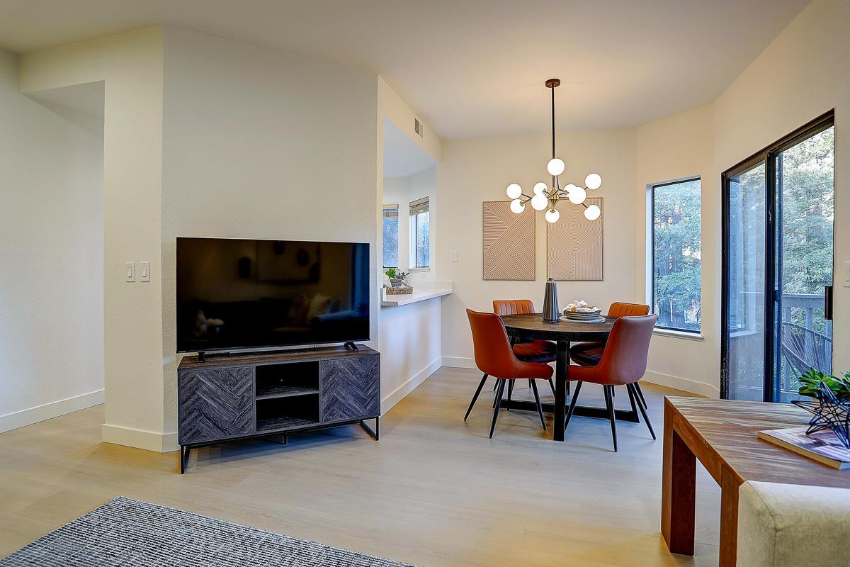 Detail Gallery Image 5 of 26 For 1912 Magdalena Cir #102,  Santa Clara,  CA 95051 - 2 Beds | 2 Baths