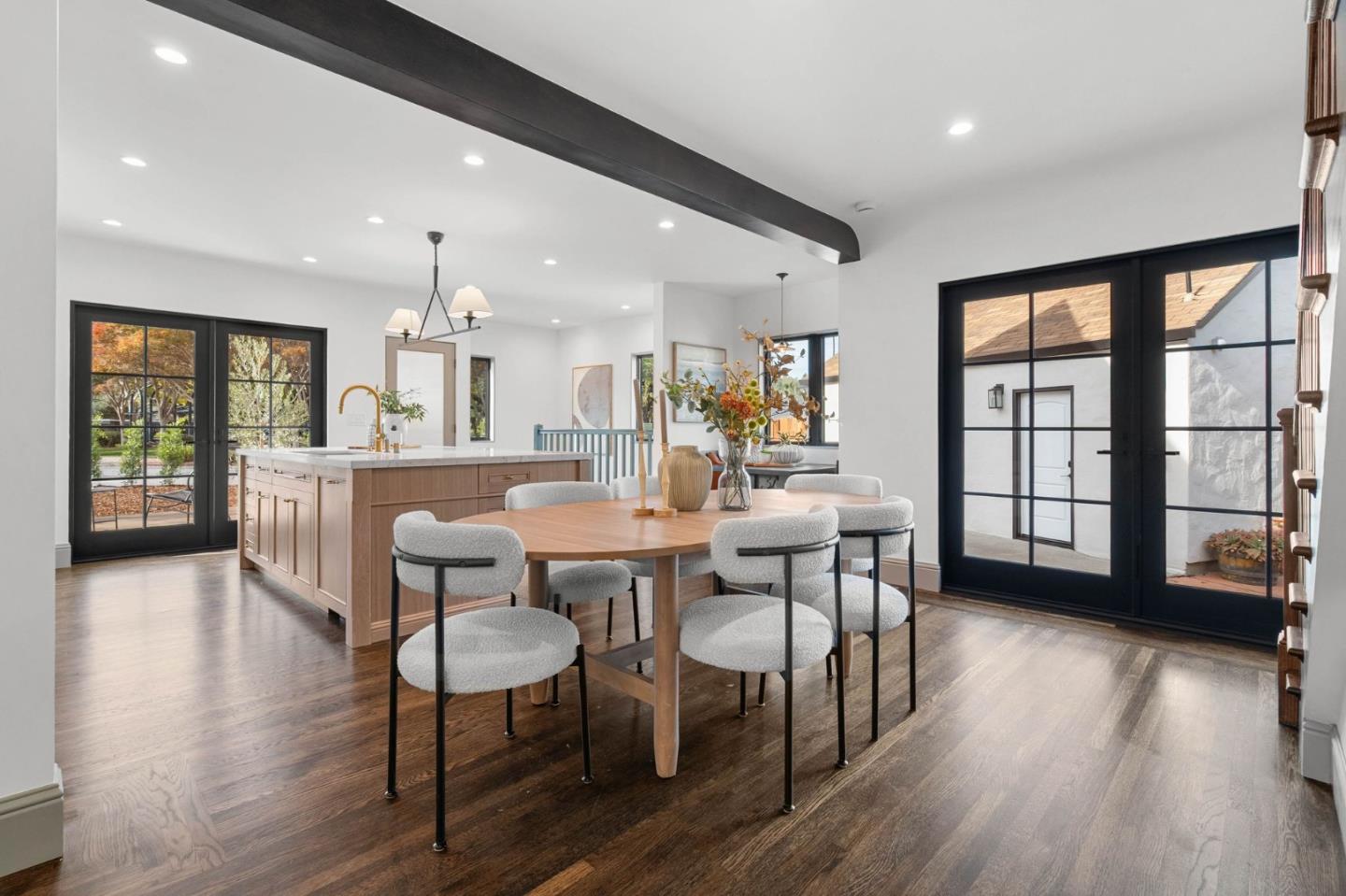 Detail Gallery Image 10 of 42 For 58 Gladys Ave, Mountain View,  CA 94043 - 4 Beds | 3/1 Baths