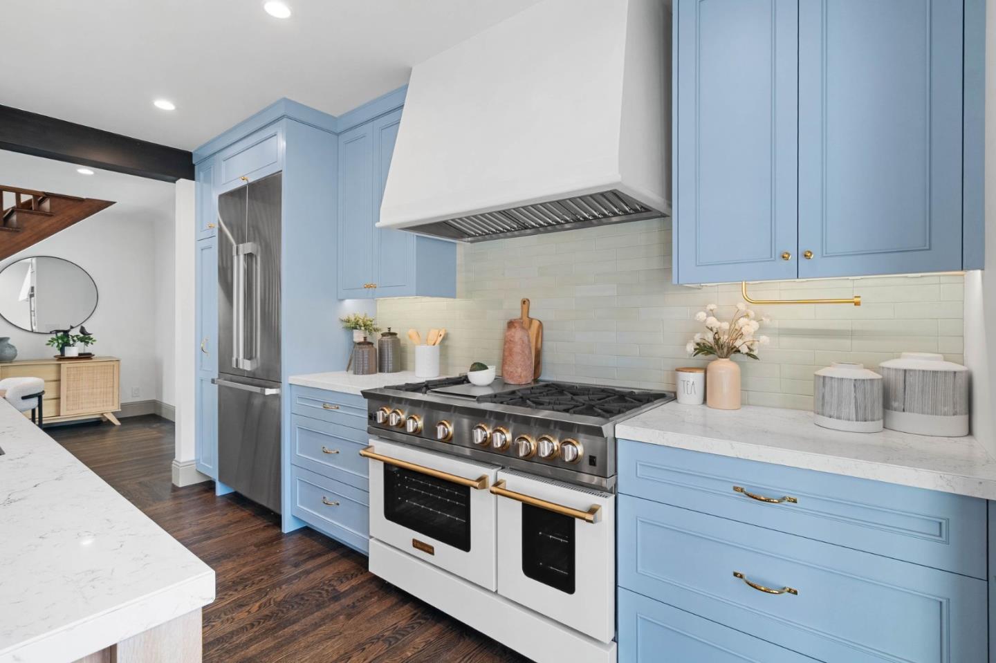 Detail Gallery Image 14 of 42 For 58 Gladys Ave, Mountain View,  CA 94043 - 4 Beds | 3/1 Baths