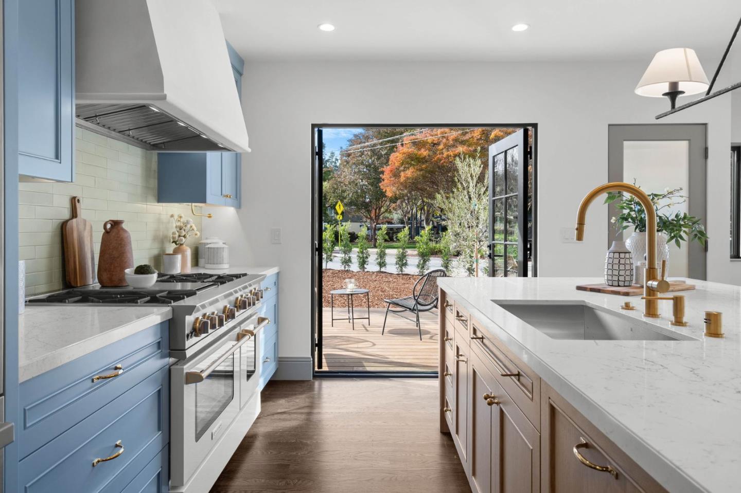 Detail Gallery Image 18 of 42 For 58 Gladys Ave, Mountain View,  CA 94043 - 4 Beds | 3/1 Baths