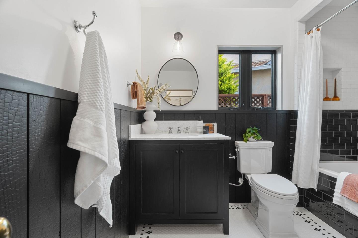 Detail Gallery Image 29 of 42 For 58 Gladys Ave, Mountain View,  CA 94043 - 4 Beds | 3/1 Baths