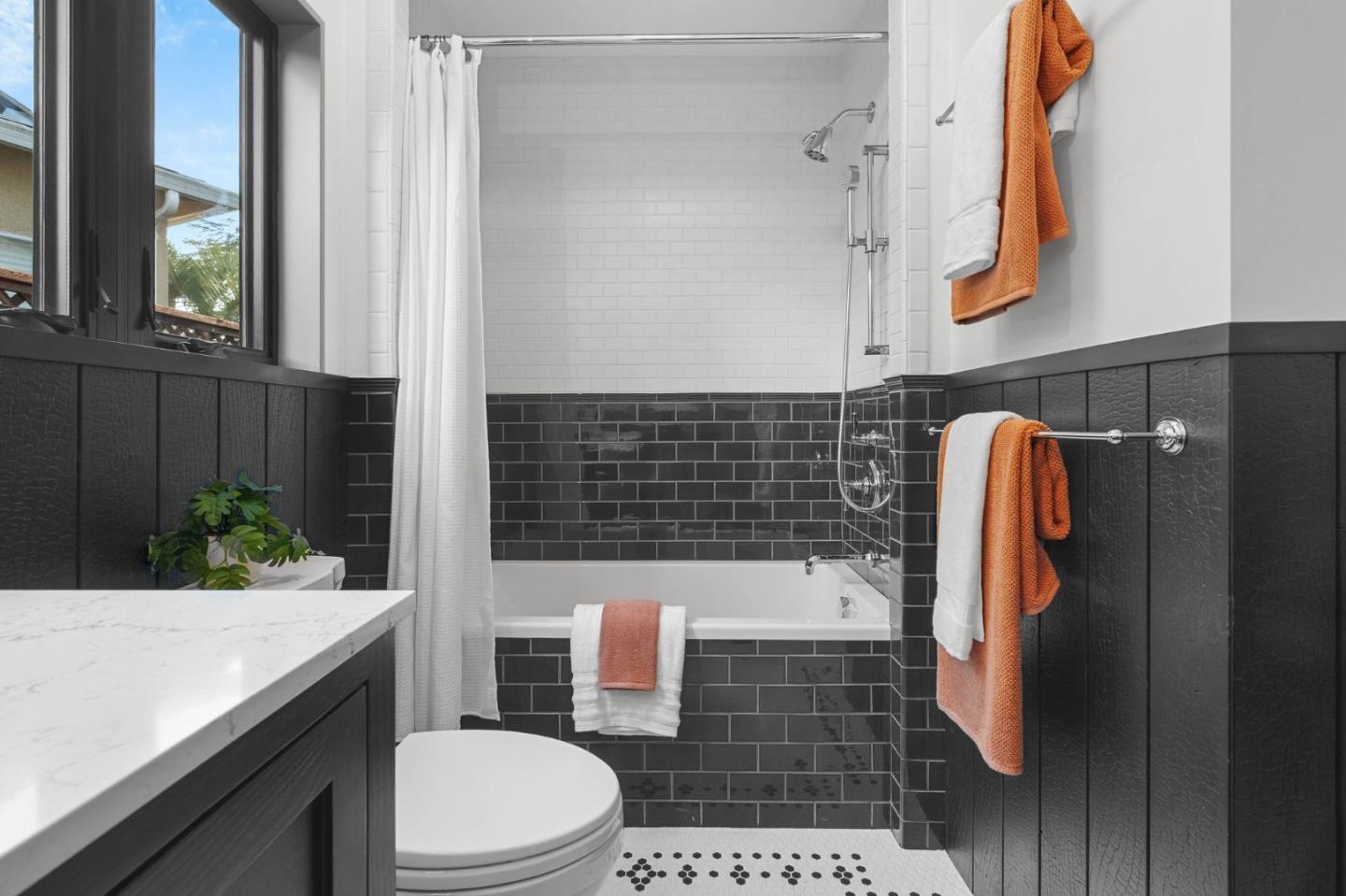 Detail Gallery Image 30 of 42 For 58 Gladys Ave, Mountain View,  CA 94043 - 4 Beds | 3/1 Baths