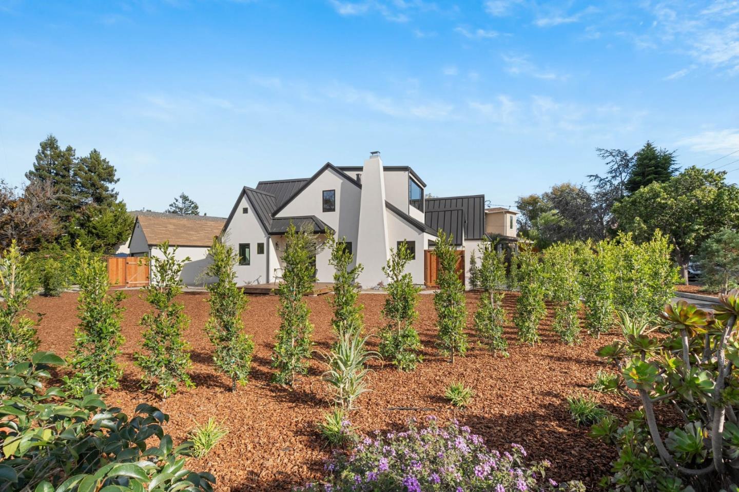 Detail Gallery Image 38 of 42 For 58 Gladys Ave, Mountain View,  CA 94043 - 4 Beds | 3/1 Baths