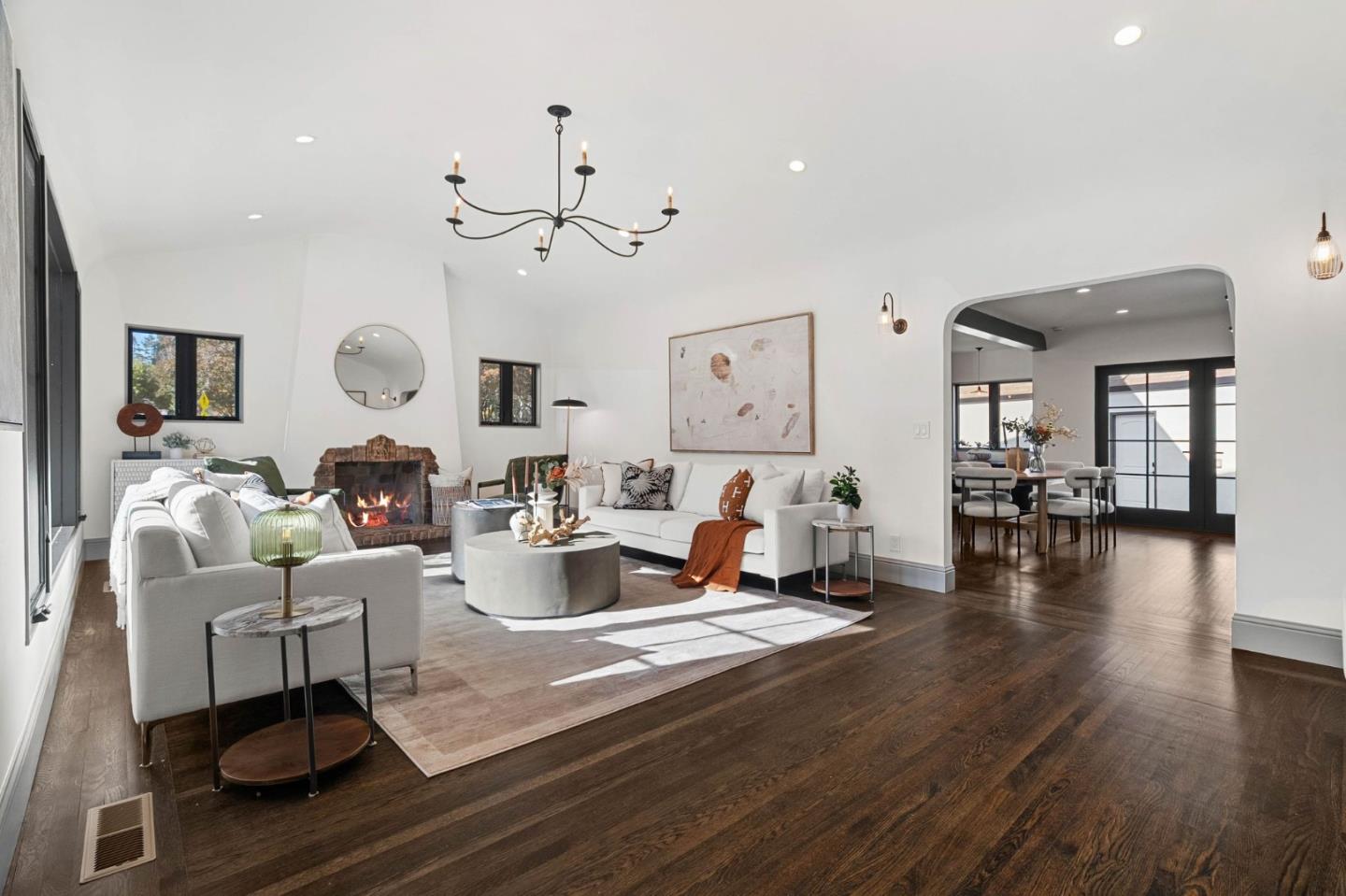 Detail Gallery Image 6 of 42 For 58 Gladys Ave, Mountain View,  CA 94043 - 4 Beds | 3/1 Baths