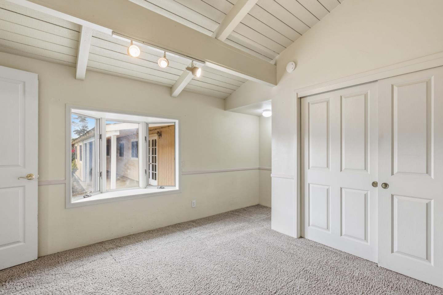 Detail Gallery Image 22 of 48 For 714 Monterey Salinas Hwy, Salinas,  CA 93908 - 5 Beds | 3 Baths