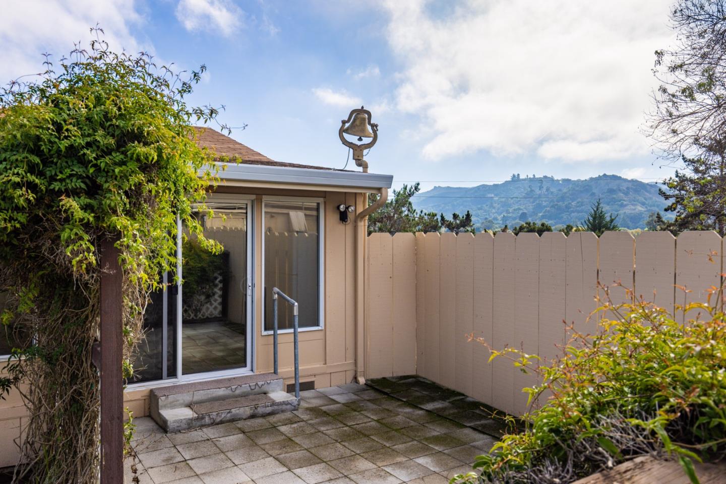 Detail Gallery Image 32 of 48 For 714 Monterey Salinas Hwy, Salinas,  CA 93908 - 5 Beds | 3 Baths