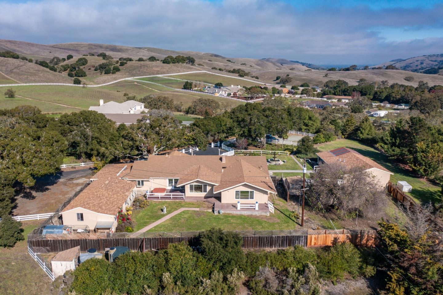 Detail Gallery Image 43 of 48 For 714 Monterey Salinas Hwy, Salinas,  CA 93908 - 5 Beds | 3 Baths