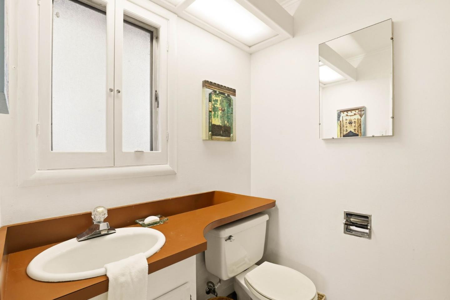 Detail Gallery Image 23 of 32 For 11 S Palomar Dr, Redwood City,  CA 94062 - 3 Beds | 3 Baths