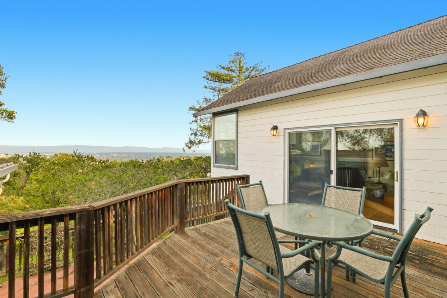 Detail Gallery Image 27 of 32 For 11 S Palomar Dr, Redwood City,  CA 94062 - 3 Beds | 3 Baths