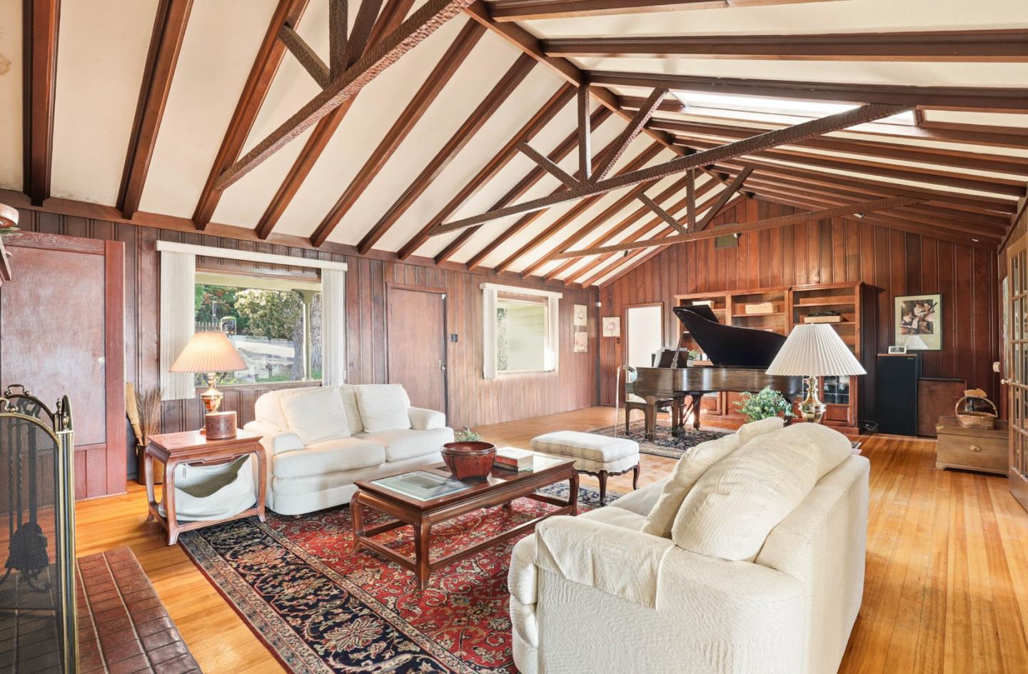 Detail Gallery Image 8 of 32 For 11 S Palomar Dr, Redwood City,  CA 94062 - 3 Beds | 3 Baths