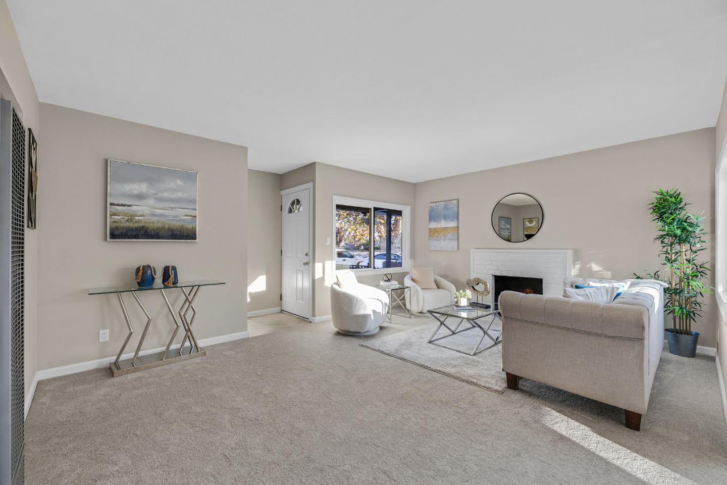 Detail Gallery Image 3 of 48 For 15741 Hesperian Blvd, San Lorenzo,  CA 94580 - 4 Beds | 2 Baths