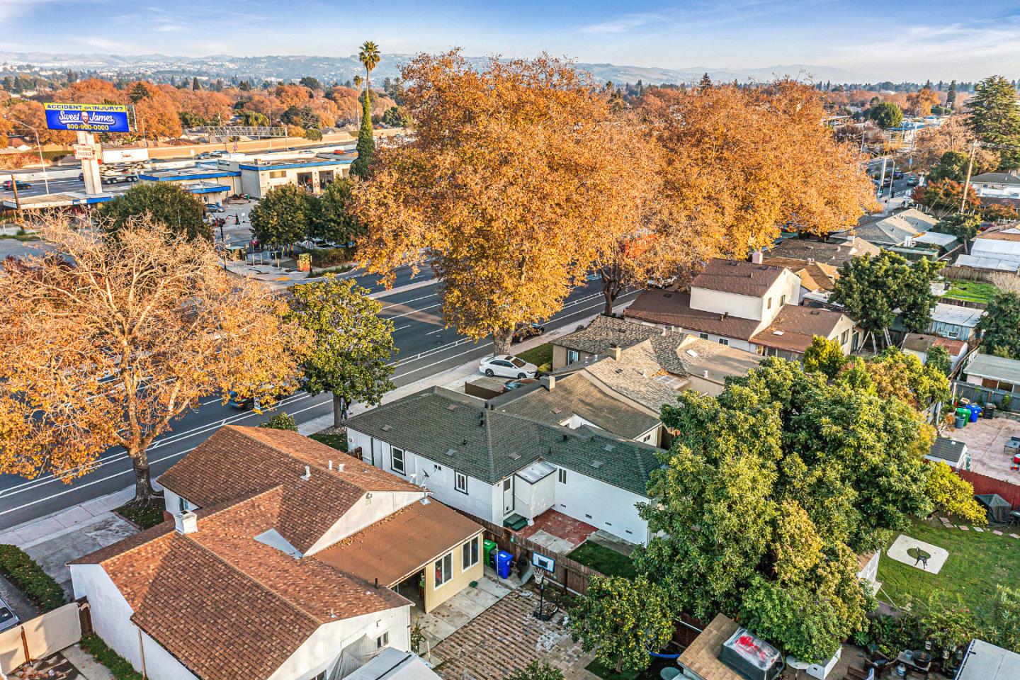 Detail Gallery Image 41 of 48 For 15741 Hesperian Blvd, San Lorenzo,  CA 94580 - 4 Beds | 2 Baths