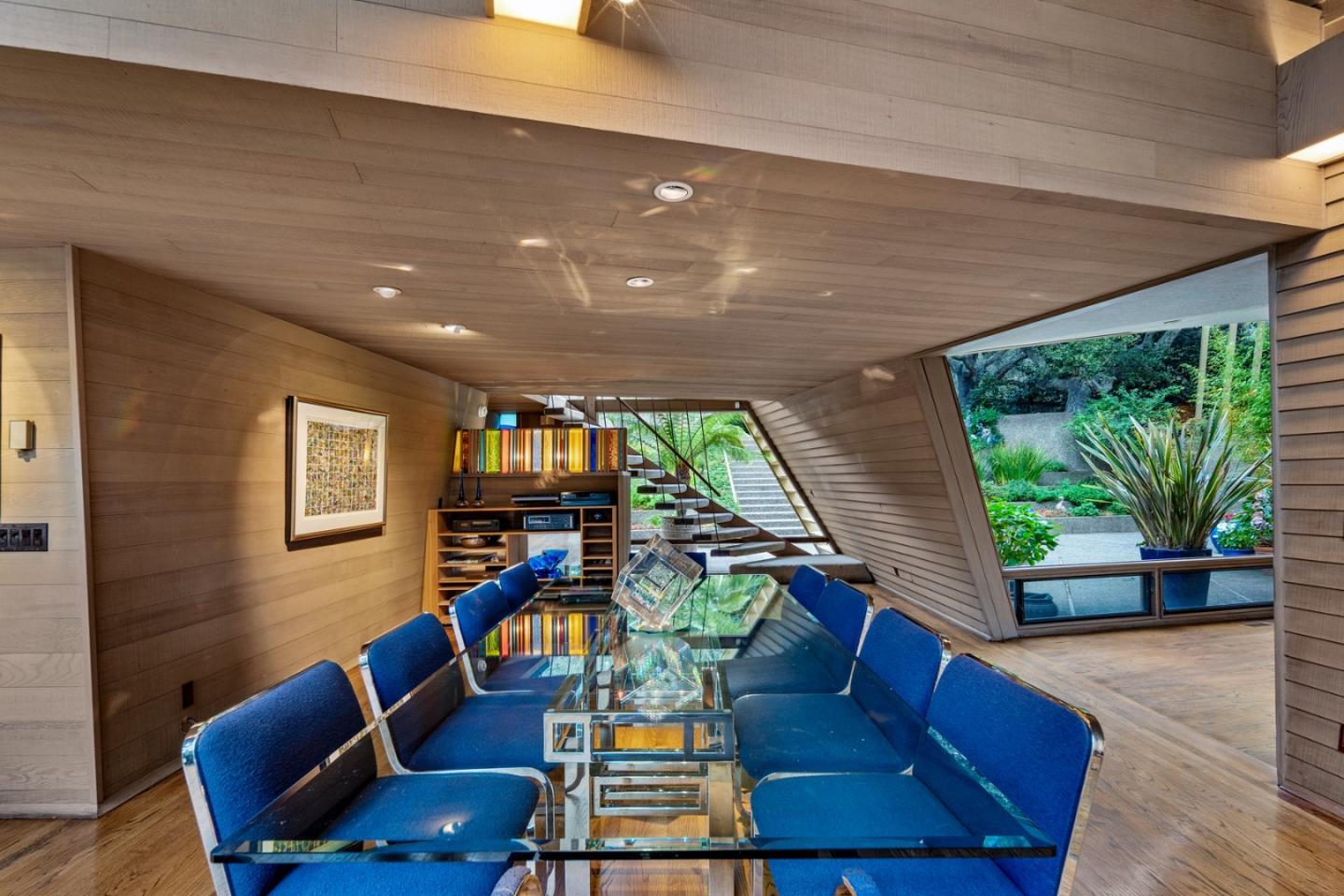 Detail Gallery Image 6 of 37 For 50 La Rancheria, Carmel Valley,  CA 93924 - 4 Beds | 4/1 Baths