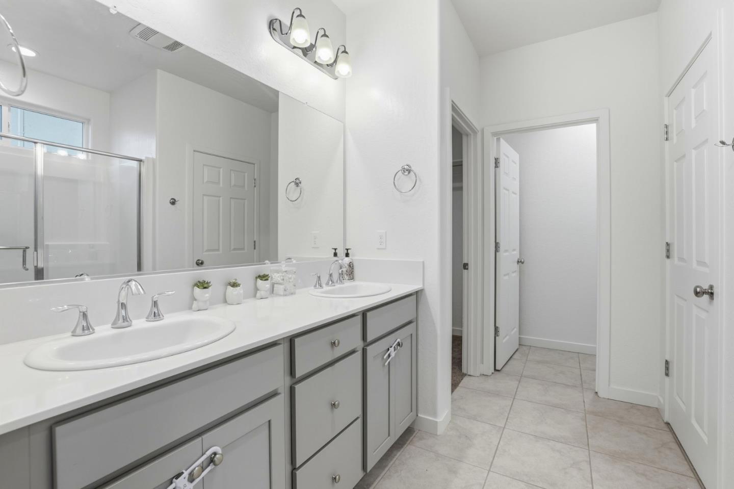 Detail Gallery Image 36 of 45 For 354 Manchester Dr, Los Banos,  CA 93635 - 4 Beds | 3 Baths