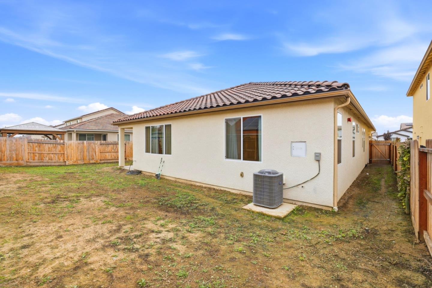 Detail Gallery Image 40 of 45 For 354 Manchester Dr, Los Banos,  CA 93635 - 4 Beds | 3 Baths