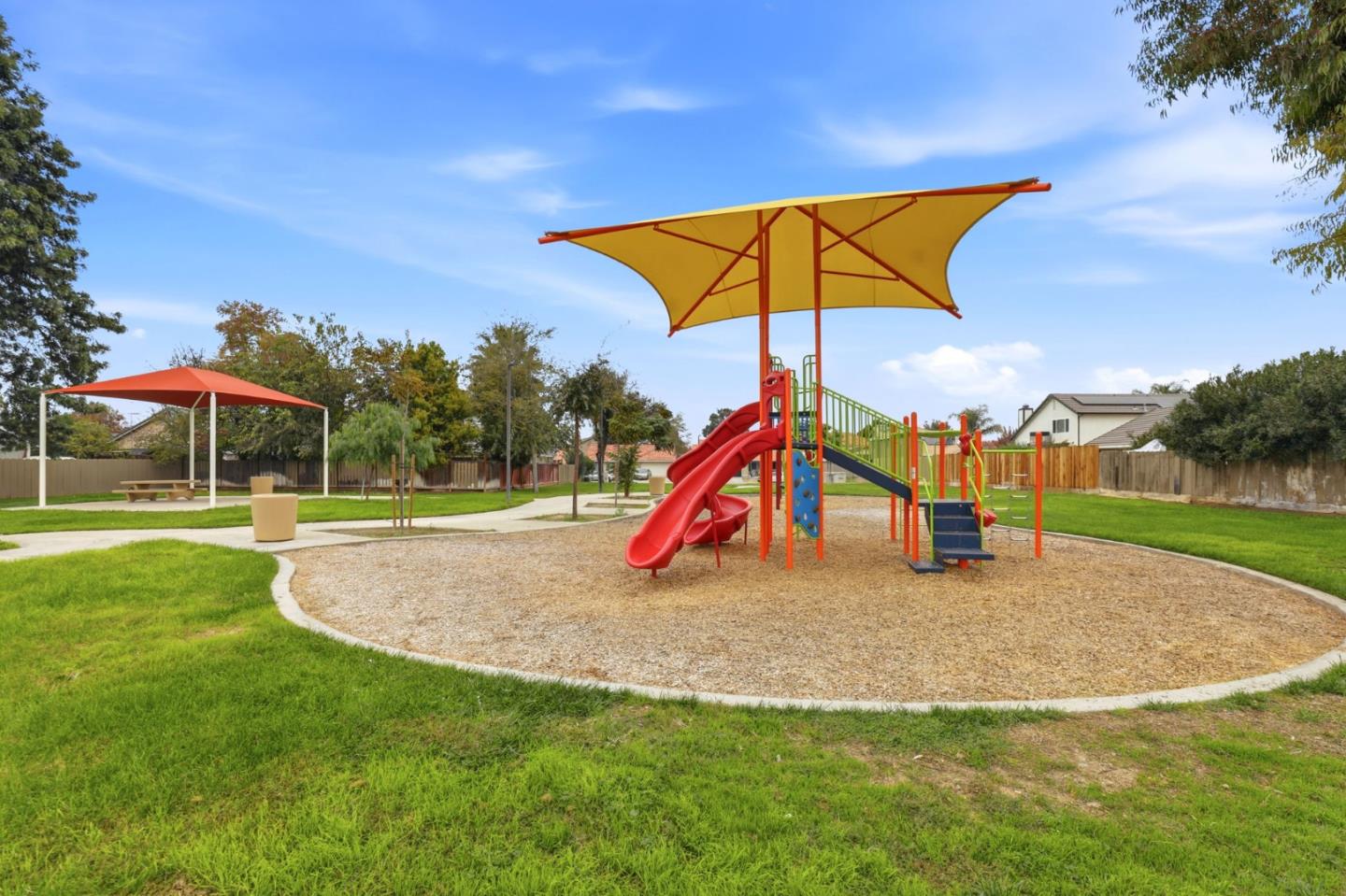 Detail Gallery Image 44 of 45 For 354 Manchester Dr, Los Banos,  CA 93635 - 4 Beds | 3 Baths