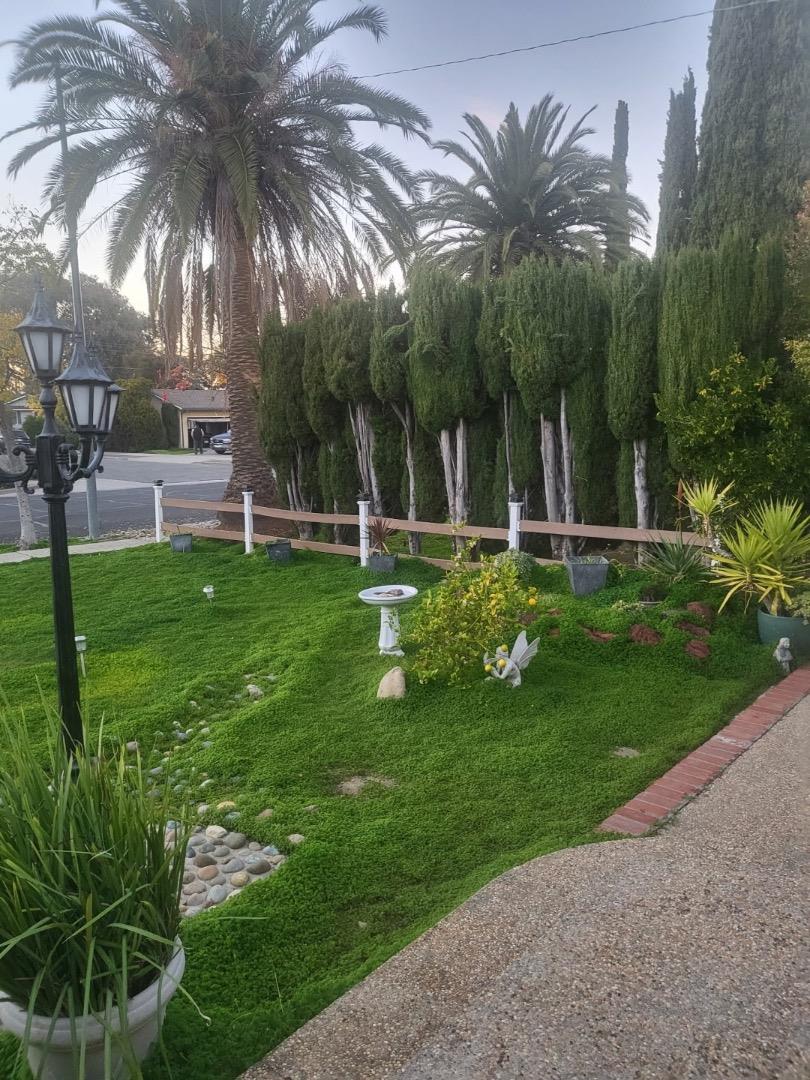 Detail Gallery Image 3 of 13 For 908 Marilyn Dr, Campbell,  CA 95008 - 4 Beds | 2 Baths