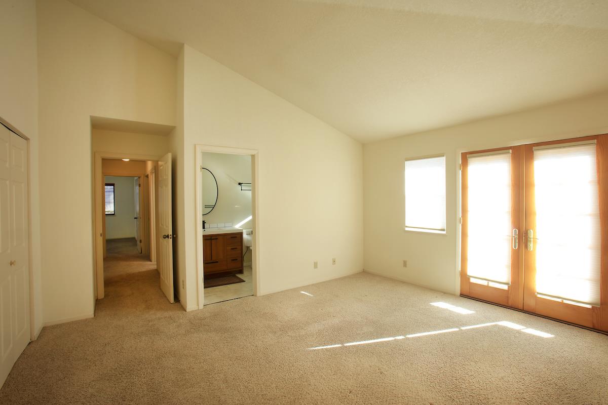 Detail Gallery Image 5 of 13 For 1516 Hilby Ave, Seaside,  CA 93955 - 3 Beds | 2 Baths
