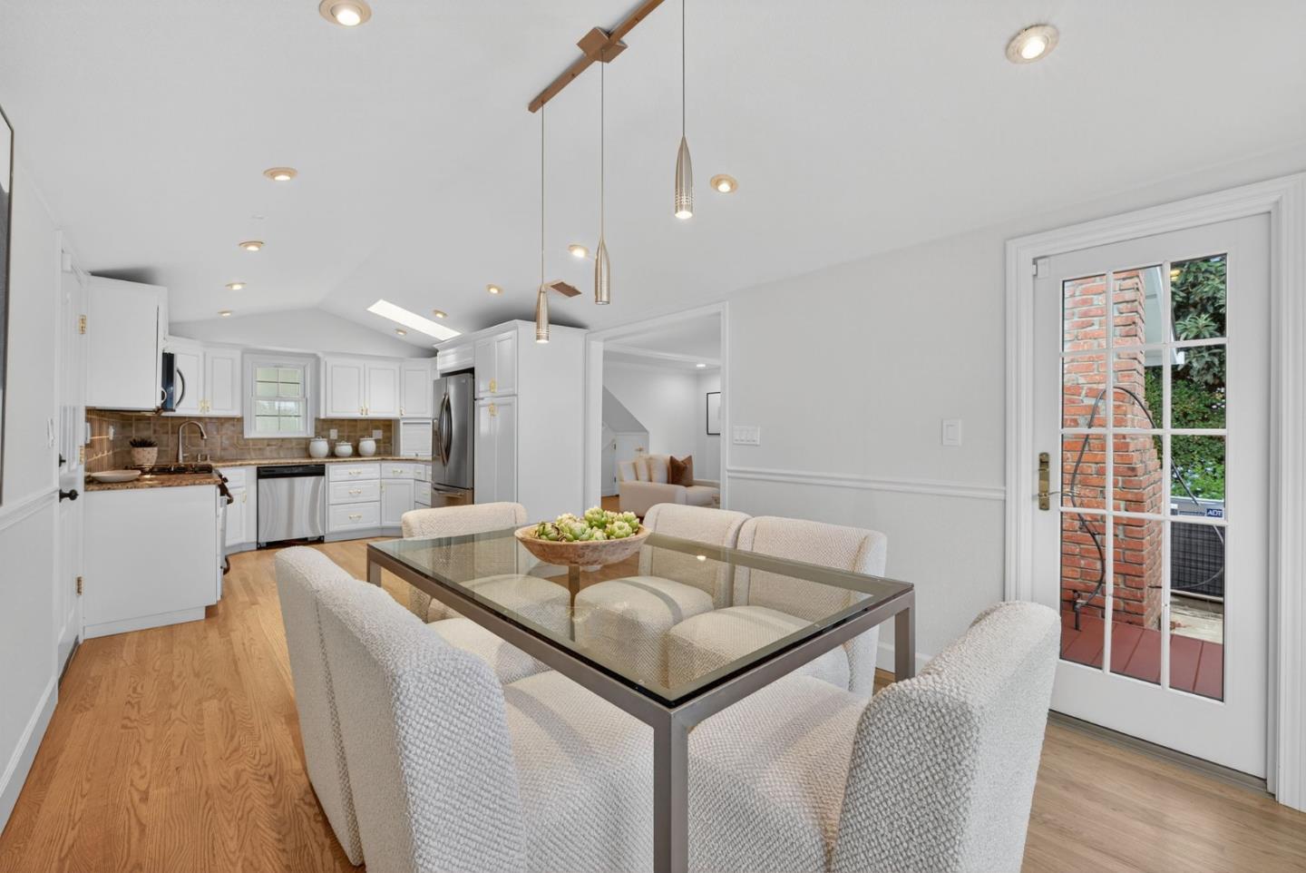 Detail Gallery Image 20 of 42 For 6365 Candlewood Ct, Cupertino,  CA 95014 - 4 Beds | 3 Baths