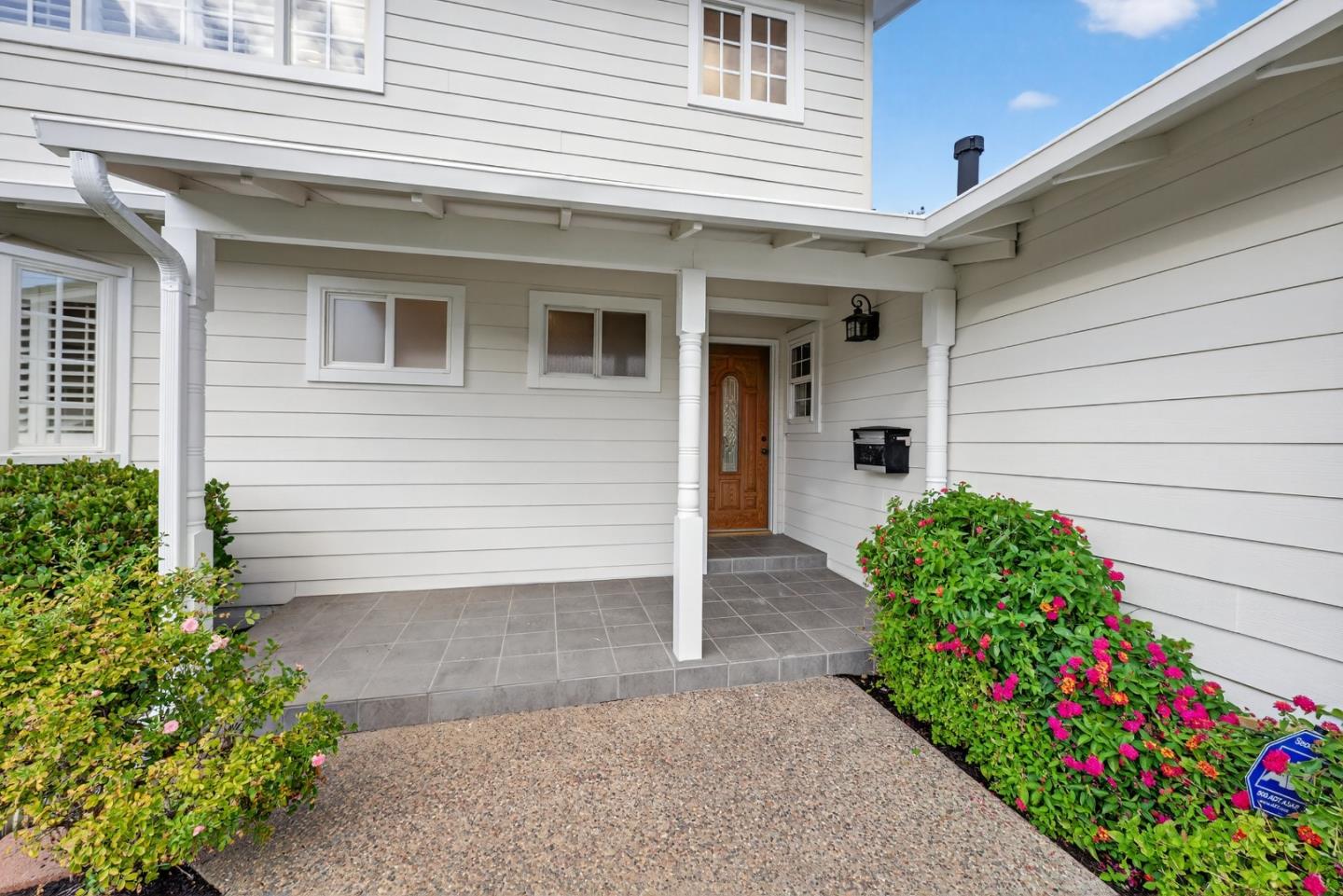 Detail Gallery Image 4 of 42 For 6365 Candlewood Ct, Cupertino,  CA 95014 - 4 Beds | 3 Baths