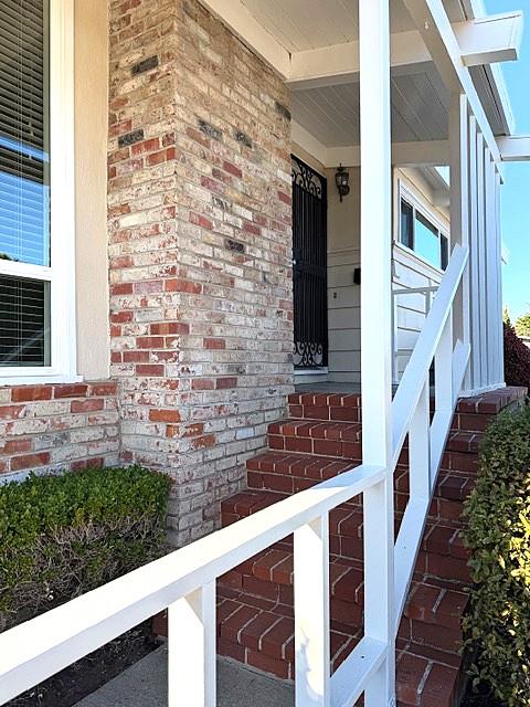 Detail Gallery Image 3 of 31 For 2830 Crestmoor Dr, San Bruno,  CA 94066 - 3 Beds | 2 Baths