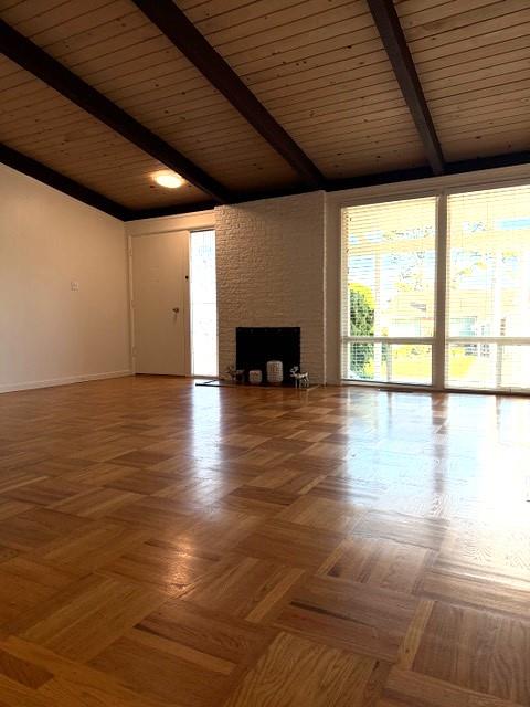 Detail Gallery Image 4 of 31 For 2830 Crestmoor Dr, San Bruno,  CA 94066 - 3 Beds | 2 Baths