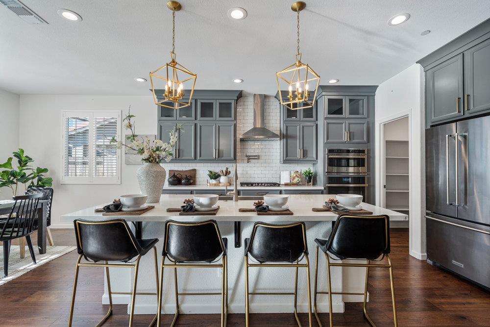 Detail Gallery Image 14 of 46 For 20 Hospital Rd, Hollister,  CA 95023 - 4 Beds | 2/1 Baths