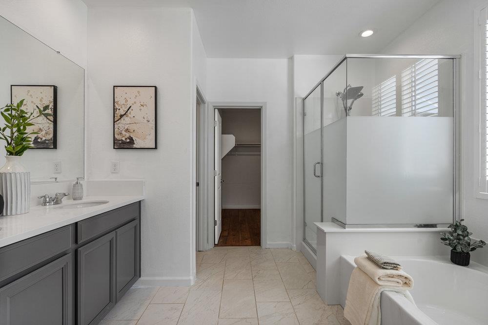 Detail Gallery Image 26 of 46 For 20 Hospital Rd, Hollister,  CA 95023 - 4 Beds | 2/1 Baths